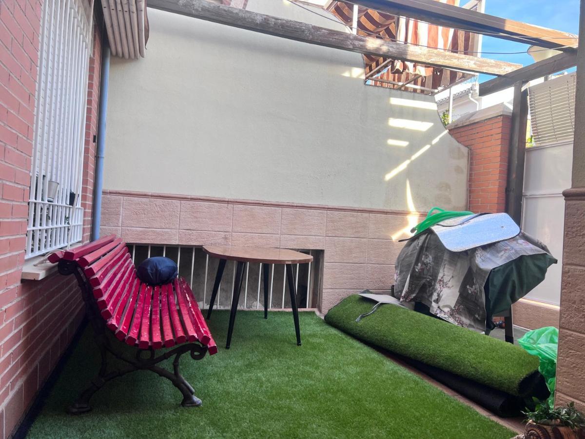 Casa Ideal Familias Y Grupos Con Balcones Exterior Soleada Patios Cerca Alhambra, Sierra Nevada, Rio Genil, Lancha Del Genil, Parque Llano Y Reloj Del Sol Con Barbacoas, Campo De Futbol, Circuito Gimnasia Διαμέρισμα Γρανάδα Εξωτερικό φωτογραφία